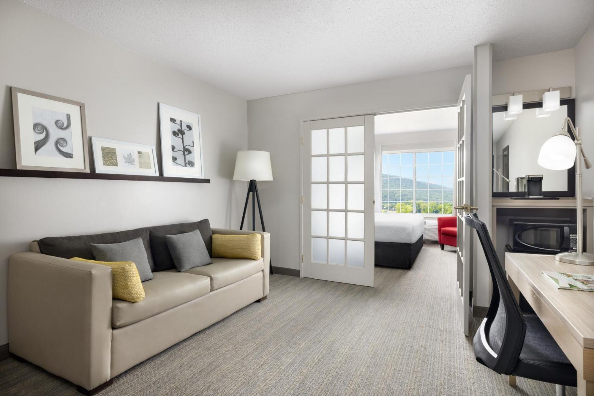 Country Inn & Suites By Radisson, Big Flats Horseheads Bagian luar foto
