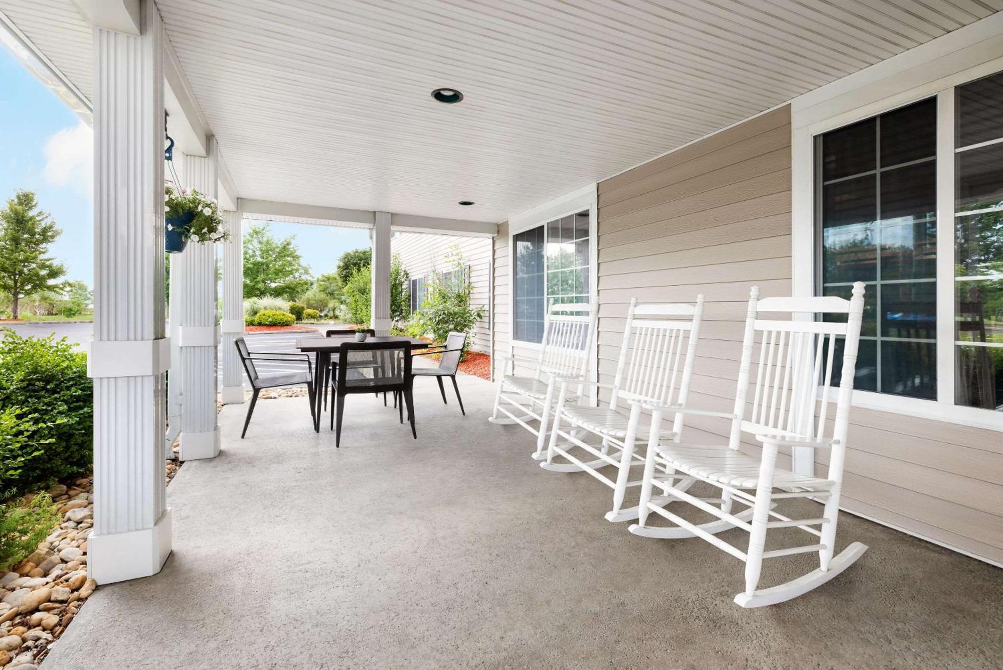 Country Inn & Suites By Radisson, Big Flats Horseheads Bagian luar foto